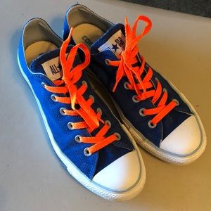 UNISEX Converse All⭐️Stars - Men’s 7.5, Wom 9.5